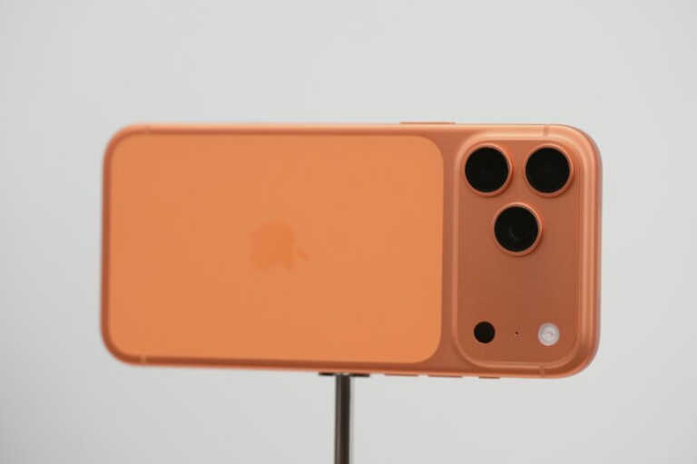 iPhone Air 5.6mm – Apple’s thinnest iPhone with titanium design and A19 Pro chip